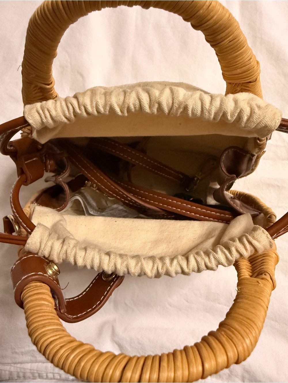 ZARA Woven Rattan Top-Handle Bag with Cream Drawstring Liner (158) - Picture 8 of 12